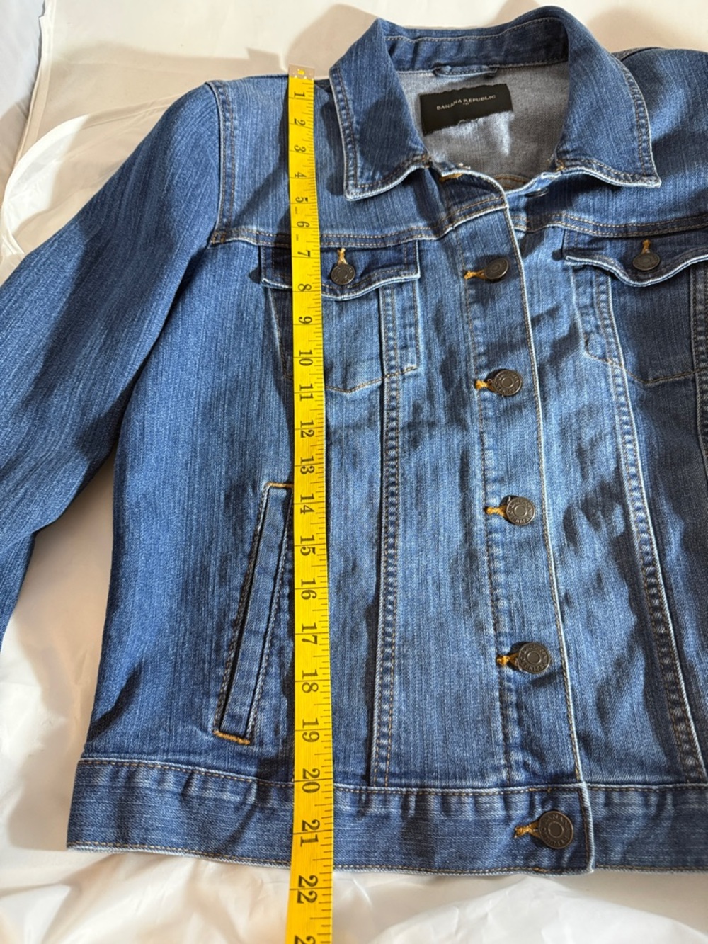 Banana Republic Women's Medium Blue Denim Jean Jacket - Picture 4 of 6